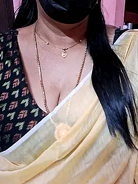 ananya956 online show from 10/21/25, 05:57