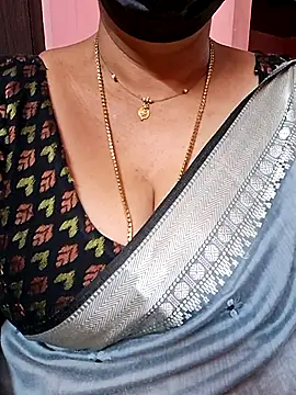 ananya956 online show from 11/08/25, 02:23