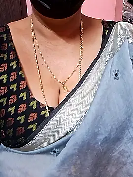 ananya956 online show from 12/14/25, 01:33