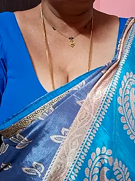 ananya956 online show from 04/11/26, 01:04