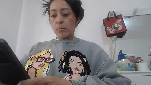 naughthyany16 online show from 03/21/25, 01:34