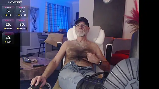 Towndude123 online show from 01/12/25, 07:00