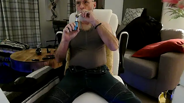 Towndude123 online show from 03/23/25, 01:42