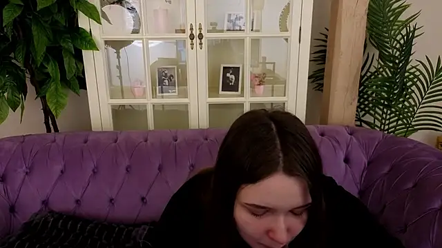 MagicPeachh  online show from 04/03/26, 06:11