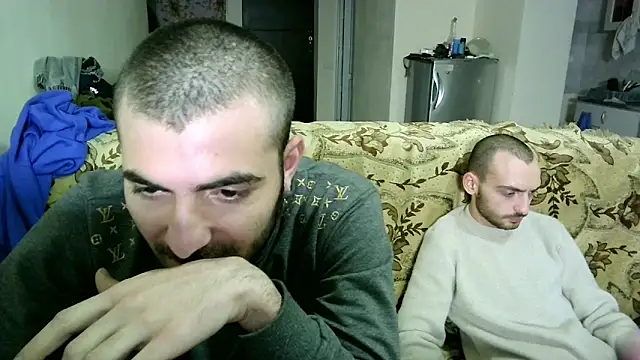 Snapshot of Barney_Tedd chatting on 01/04/25, 08:27 Barney Tedd online show from 01/04/25, 08:27