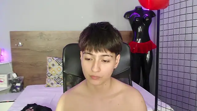 Snapshot of Bryce_Evans chatting on 01/14/25, 09:41 Bryce Evans online show from 01/14/25, 09:41