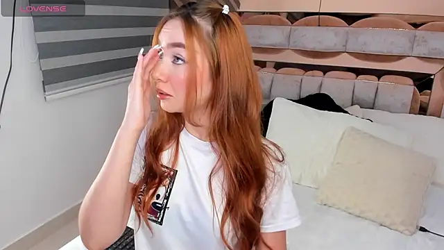 CamiiLovers online show from 01/21/25, 01:29