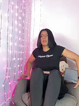 Snapshot of im_anna_ chatting on 02/12/25, 09:33 im anna  online show from 02/12/25, 09:33