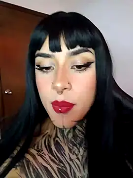 taaylor33 online show from 12/07/24, 11:40