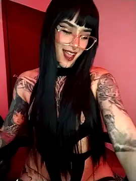 taaylor33 online show from 12/22/24, 08:27