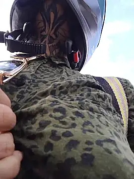 taaylor33 online show from 01/15/26, 08:56