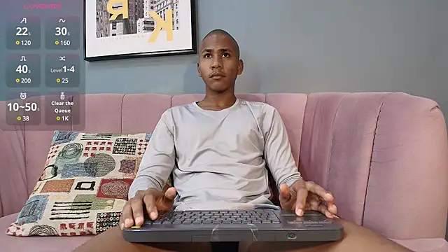 Ethan Fox11 online show from 12/28/24, 02:32