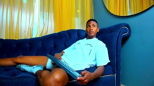 Ethan Fox11 online show from 04/18/26, 03:49