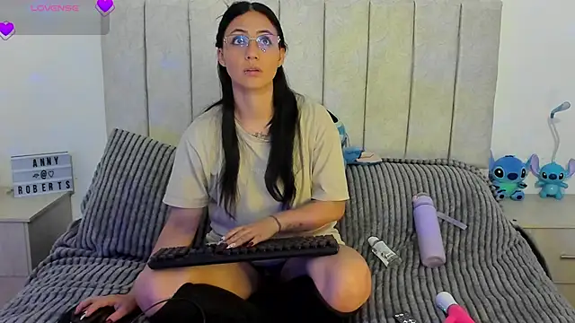 anny roberts online show from 11/15/25, 11:21