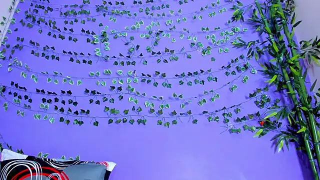 scarlet-jonesx online show from 02/03/25, 12:47