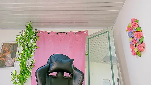 scarlet-jonesx online show from 02/03/26, 08:30