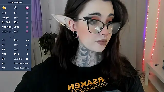 Dixi Pixi  online show from 10/10/25, 05:50