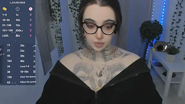 Snapshot of Dixi_Pixi_ chatting on 05/22/26, 05:47 Dixi Pixi online show from 05/22/26, 05:47