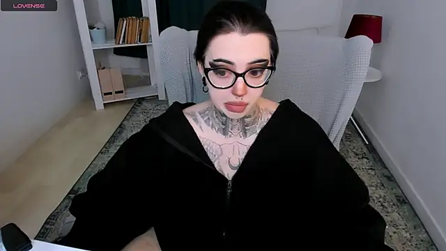 Snapshot of Dixi_Pixi_ chatting on 06/25/26, 07:13 Dixi Pixi online show from 06/25/26, 07:13