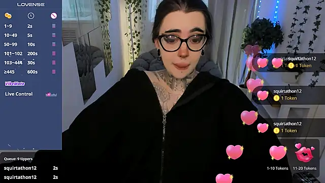 Snapshot of Dixi_Pixi_ chatting on 06/26/26, 05:45 Dixi Pixi online show from 06/26/26, 05:45