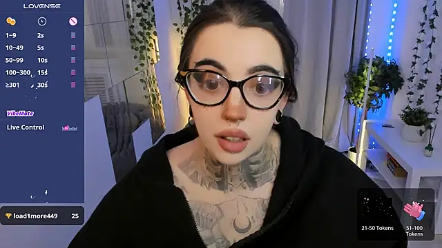 Snapshot of Dixi_Pixi_ chatting on 07/03/26, 10:21 Dixi Pixi online show from 07/03/26, 10:21