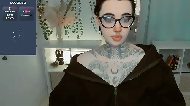 Snapshot of Dixi_Pixi_ chatting on 07/19/26, 05:33 Dixi Pixi online show from 07/19/26, 05:33