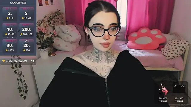 Snapshot of Dixi_Pixi_ chatting on 07/24/26, 05:49 Dixi Pixi online show from 07/24/26, 05:49