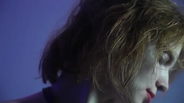 ginger hugs online show from 02/03/25, 04:14