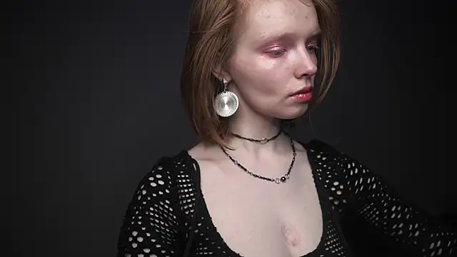 ginger hugs online show from 02/23/25, 10:09