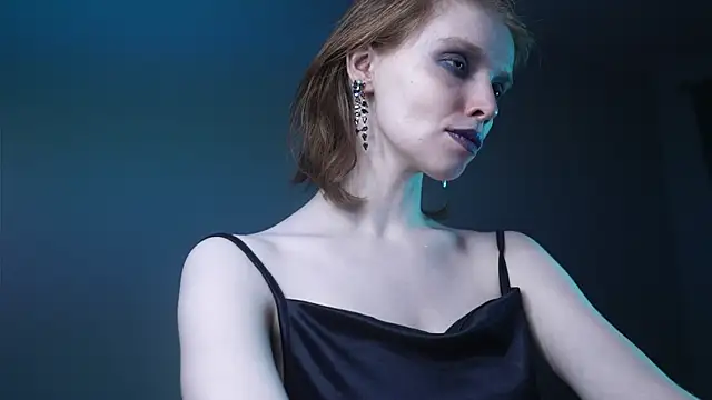 ginger hugs online show from 11/03/25, 10:10