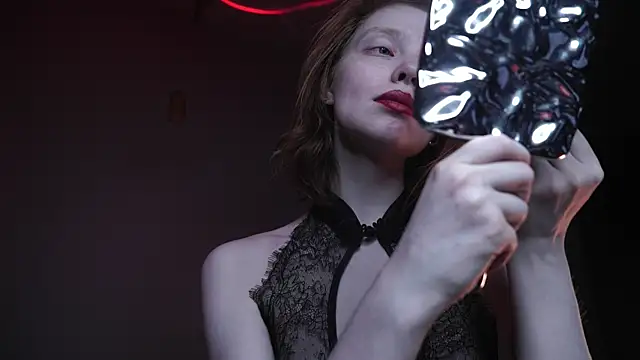 ginger hugs online show from 11/10/25, 10:09