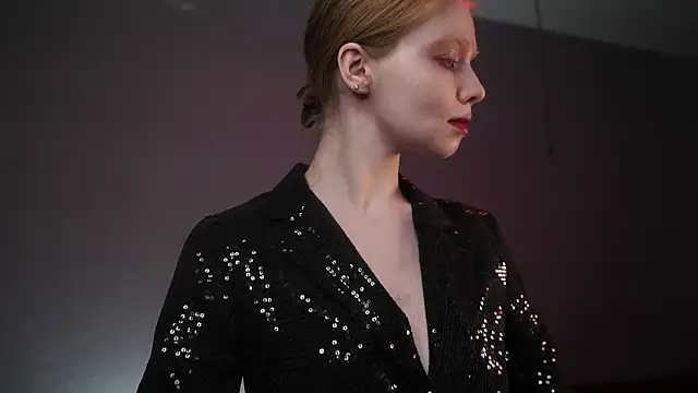 ginger hugs online show from 02/18/26, 10:06