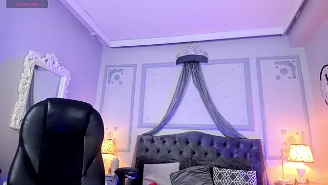 Chloe fischer  online show from 01/23/25, 02:17