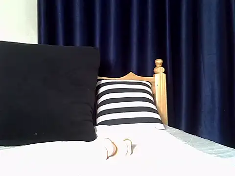 curvy natallie online show from 09/30/25, 11:04