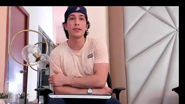 Karimferrer online show from 12/10/24, 03:41