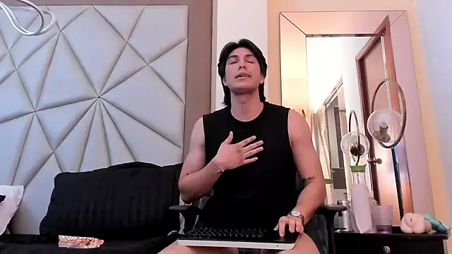 Karimferrer online show from 12/29/24, 07:39