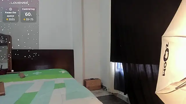 latinaStepmom online show from 02/06/26, 09:07