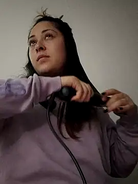 LisbethMoore  online show from 04/17/26, 11:41