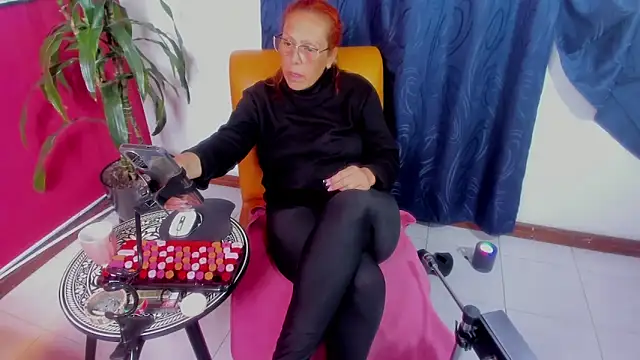 BrendaSex Hot online show from 11/28/25, 07:16