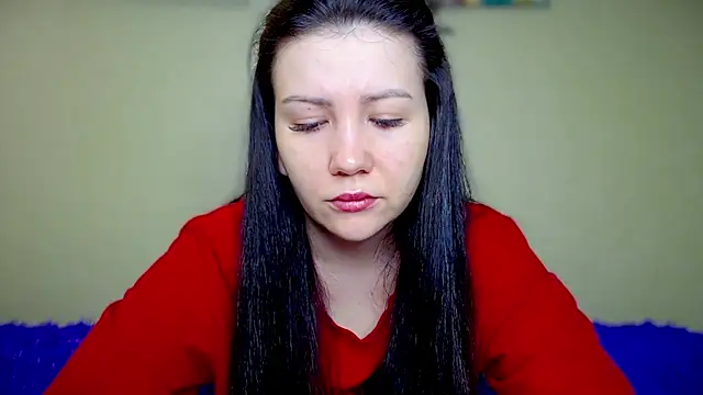 Snapshot of AlexaCruze chatting on 12/31/24, 04:25 AlexaCruze online show from 12/31/24, 04:25