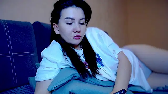 Snapshot of AlexaCruze chatting on 01/22/25, 09:54 AlexaCruze online show from 01/22/25, 09:54