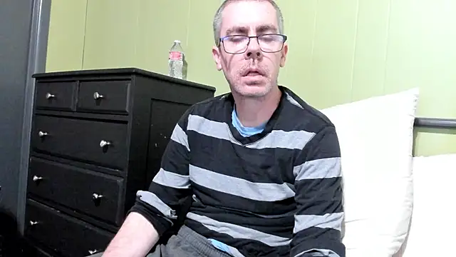 Snapshot of ImportantEquator0 chatting on 09/28/25, 08:25 ImportantEquator0 online show from 09/28/25, 08:25