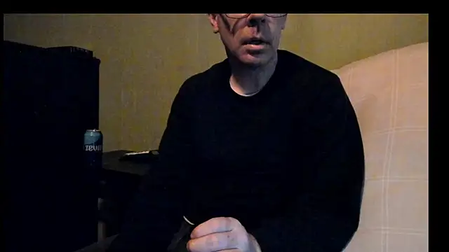 Snapshot of ImportantEquator0 chatting on 11/12/25, 07:57 ImportantEquator0 online show from 11/12/25, 07:57