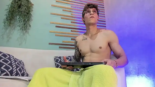 french sexx online show from 11/21/25, 07:45