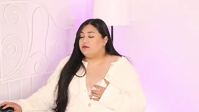 Adia  online show from 01/04/25, 05:16