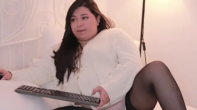 Adia  online show from 02/14/25, 05:41