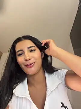 Snapshot of Kimm_khalifa chatting on 06/17/26, 01:52 Kimm khalifa online show from 06/17/26, 01:52