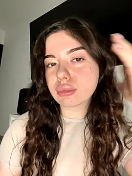 Kimi Ass online show from 11/17/25, 01:06