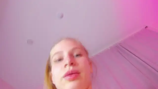 Elis Fox online show from 03/04/25, 03:59