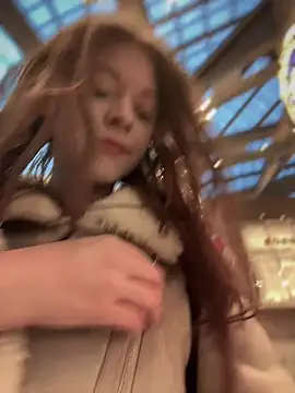 Snapshot of Times__Square chatting on 12/06/24, 06:04 Times Square online show from 12/06/24, 06:04